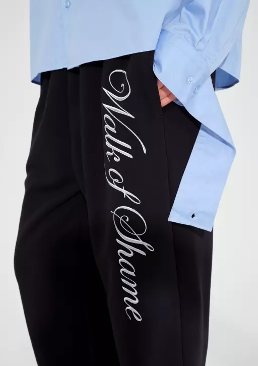Черные брюки с логотипом Walk of Shame