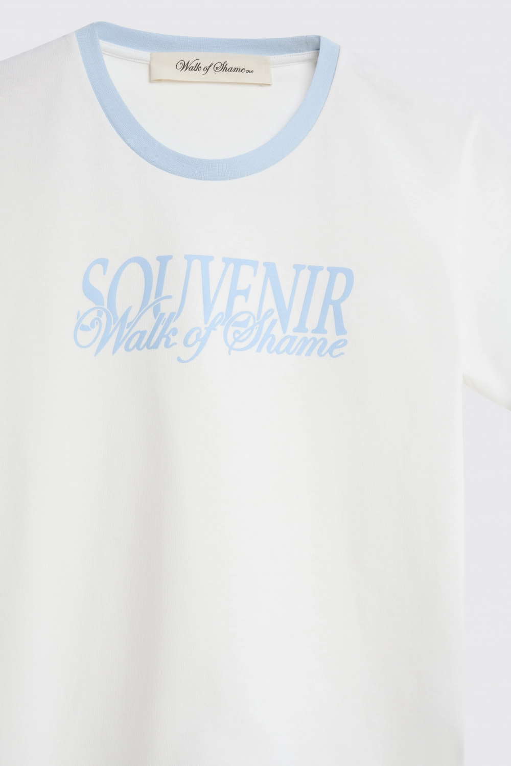 Приталенная футболка "Souvenir"