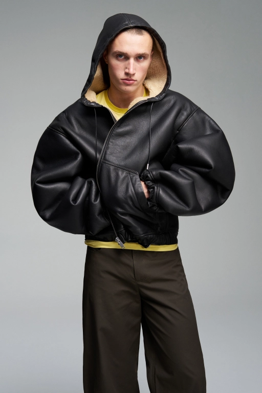 Кожаный бомбер с подкладкой из овчины