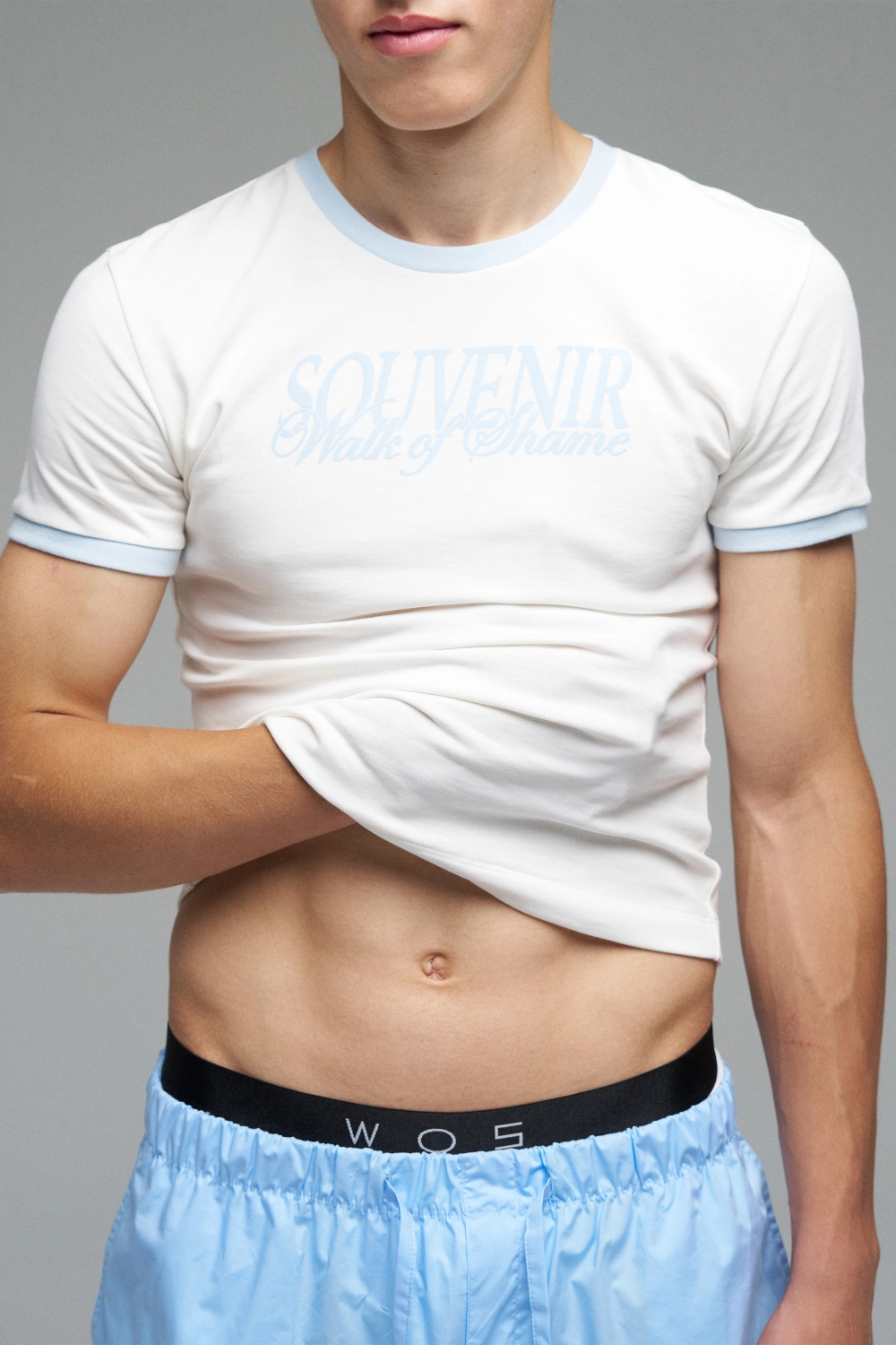 Приталенная футболка "Souvenir"