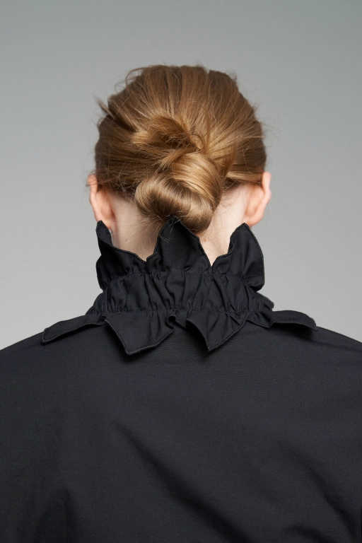 Блуза с рюшами