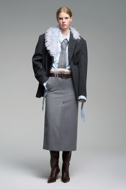 Галстук с вышивкой