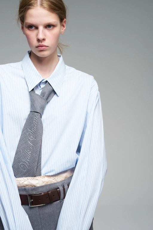 Галстук с вышивкой