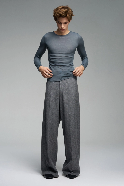 Лонгслив из тонкого трикотажа