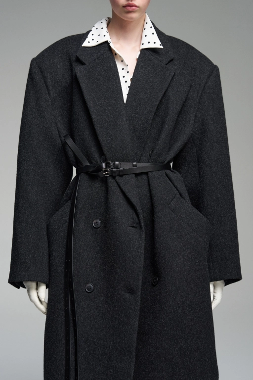 Двубортное пальто из шерсти